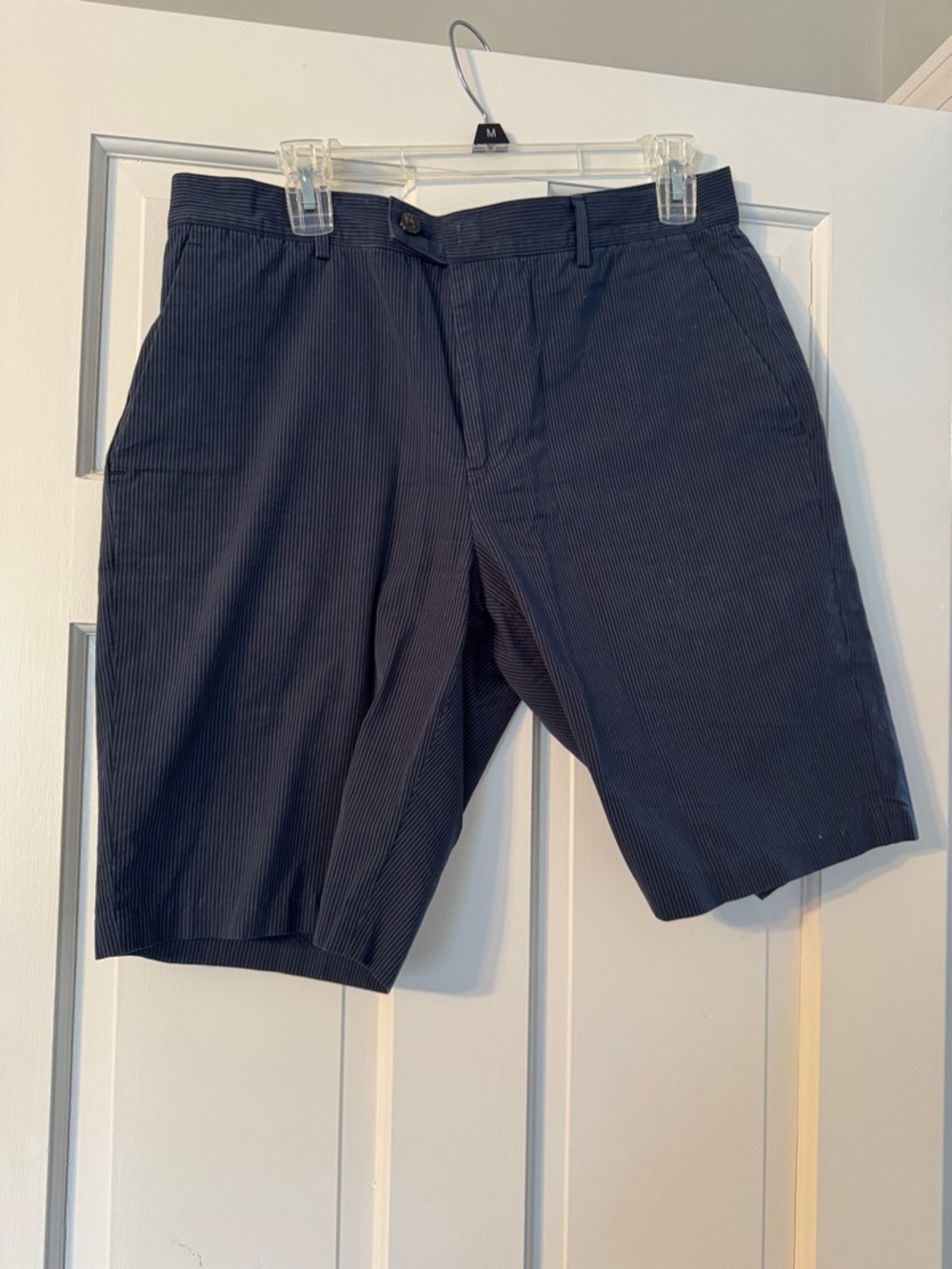 Michael Kors Navy Pinstripe Flat-Front Men's Shorts size 33 - Picture 1 of 6